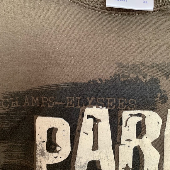 Bundle: 2 Men’s Crewneck T-Shirts: Olive w/Paris Print & White w/Hawaii Print XL - Picture 9 of 10